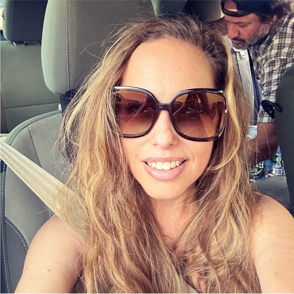 Introducing Lola - Picture 12 of 15